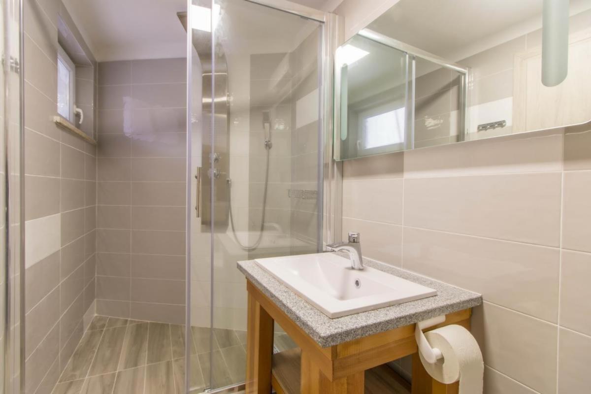 Apartments With A Parking Space Jusici, Opatija - 15874 卡斯塔 外观 照片